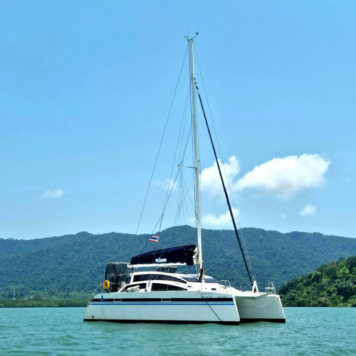 Island Time | Island Spirit 38 photo 10