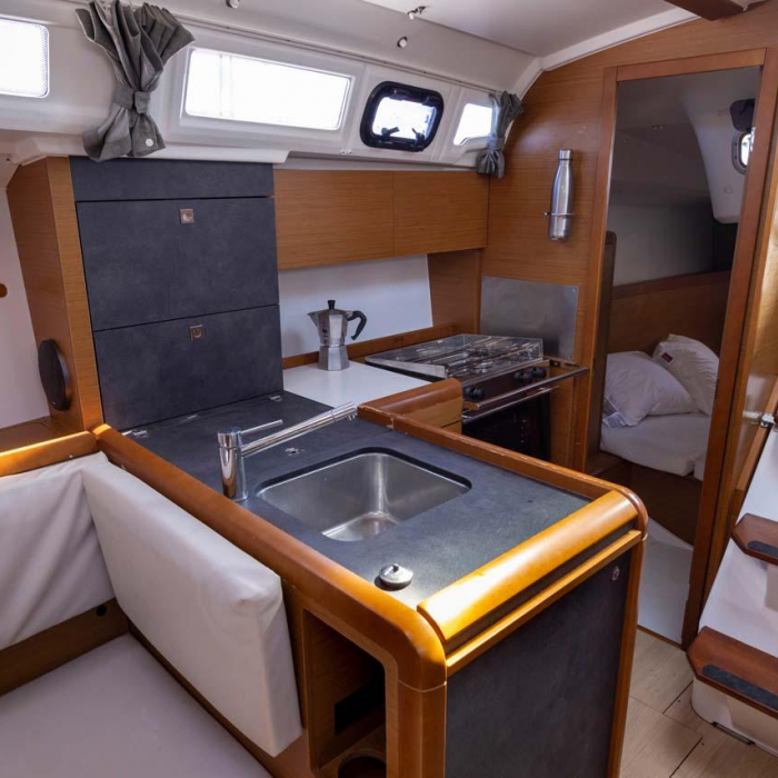 In The Mood | Sun Odyssey 349 photo 10