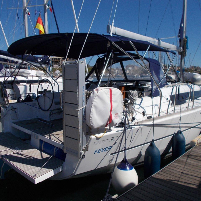 Fever | Dufour 382 GL photo 4