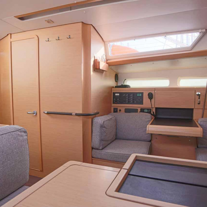 Sunny | Sun Odyssey 419 photo 10