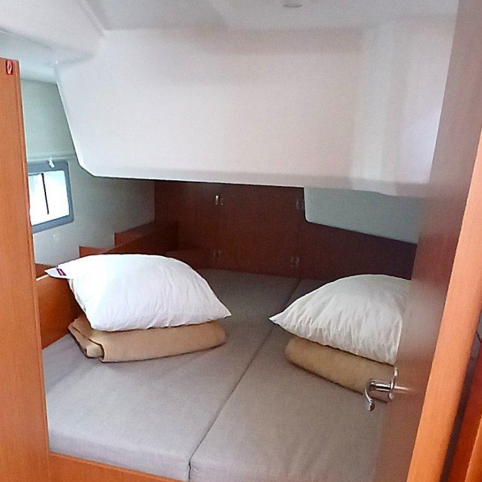 Eleni | Bavaria C38 photo 7