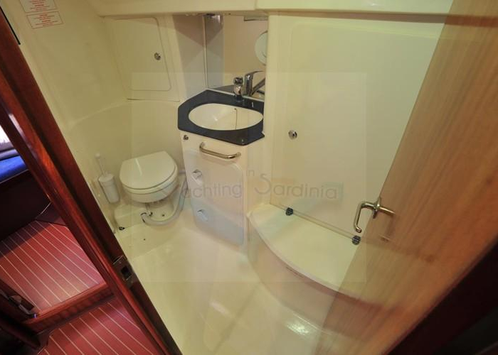 Tommy | Bavaria 38 photo 18