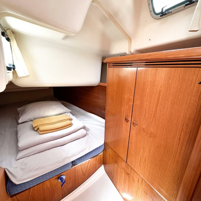 Azure | Sun Odyssey 40.3 photo 6