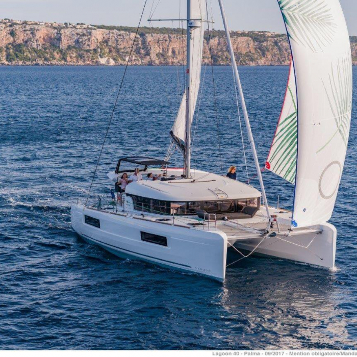 JECKY'S BACK | Lagoon 40 photo 7