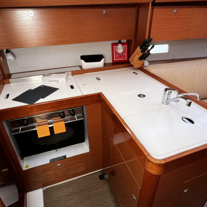 Else | Dufour 360 GL photo 15