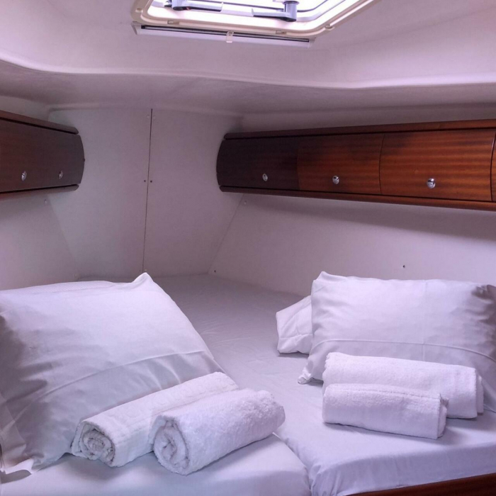 Tommy | Bavaria 38 photo 22