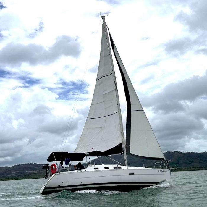 No regrets | Oceanis Clipper 323 photo 1