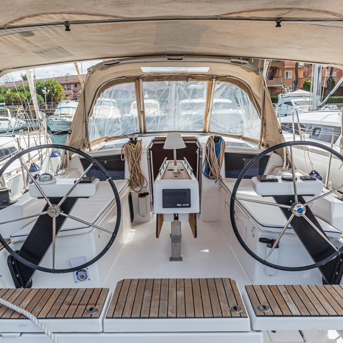 Smile Planet | Dufour 360 Grand Large 2.20 draft photo 3