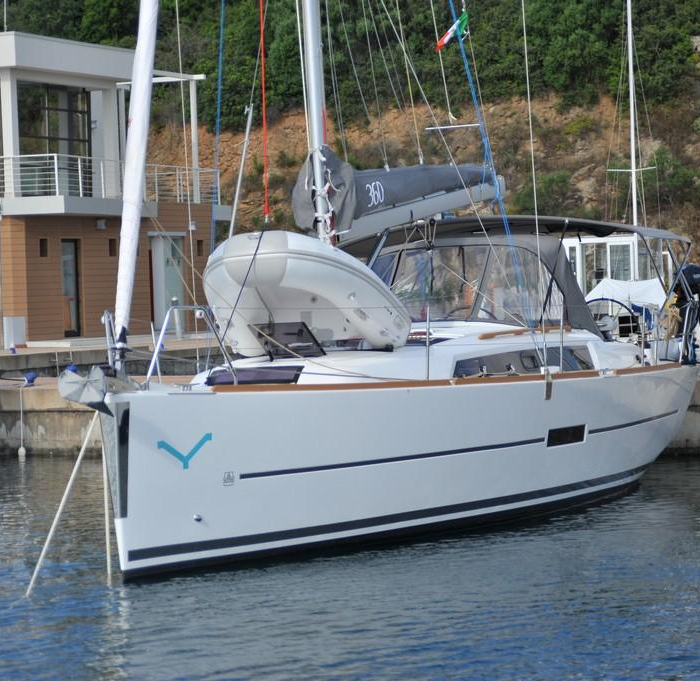 Else | Dufour 360 GL photo 9