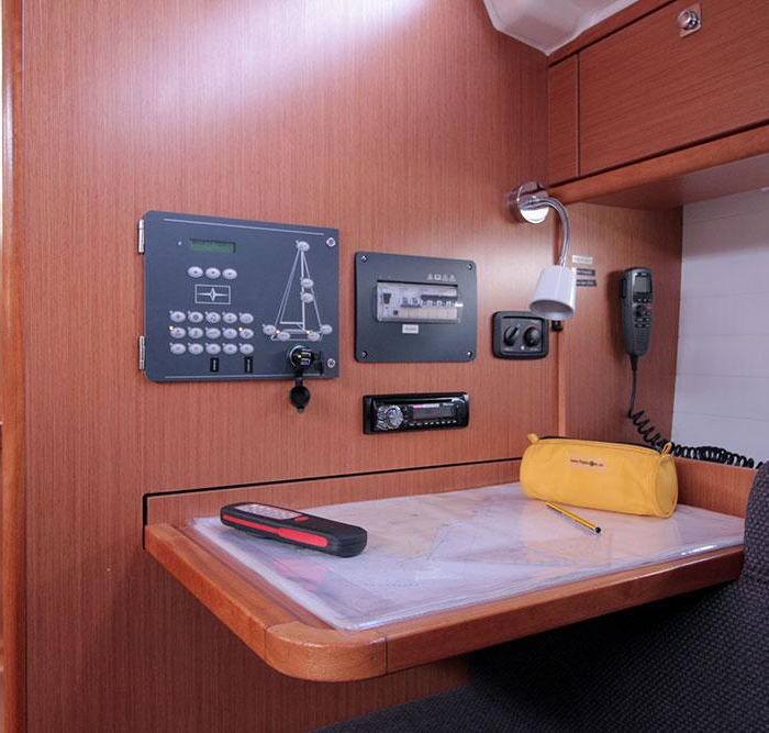 Chilly Lilly | Bavaria Cruiser 37 6 photo 9