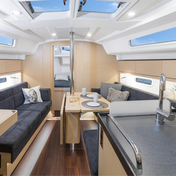 Nausicaa | Hanse 348 photo 7