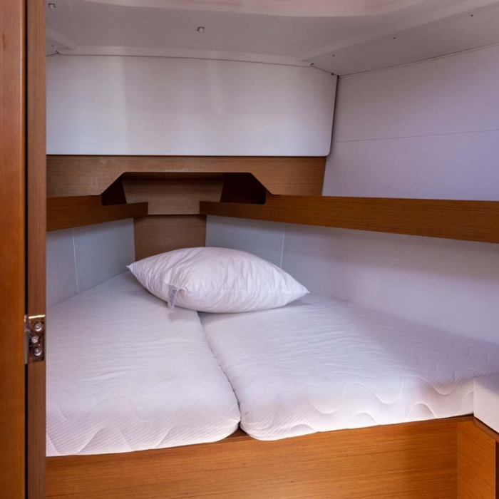 In The Mood | Sun Odyssey 349 photo 13