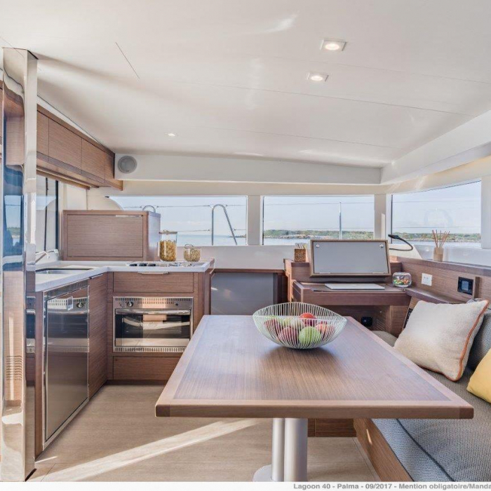 JECKY'S BACK | Lagoon 40 photo 10