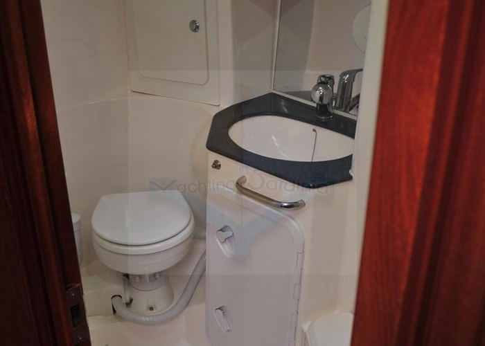 Tommy | Bavaria 38 photo 29