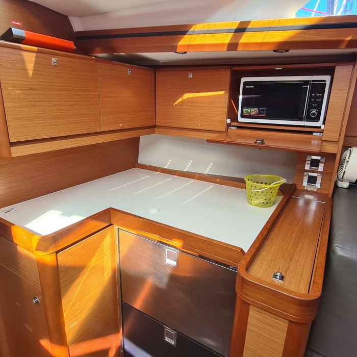 Fregate | Dufour 520 GL photo 8