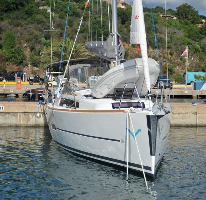 Else | Dufour 360 GL photo 5