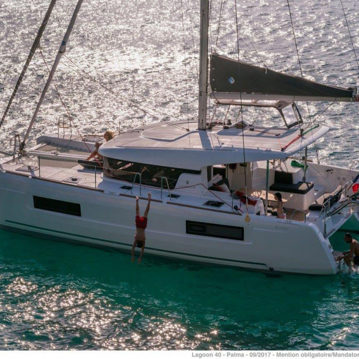 JECKY'S BACK | Lagoon 40 photo 4