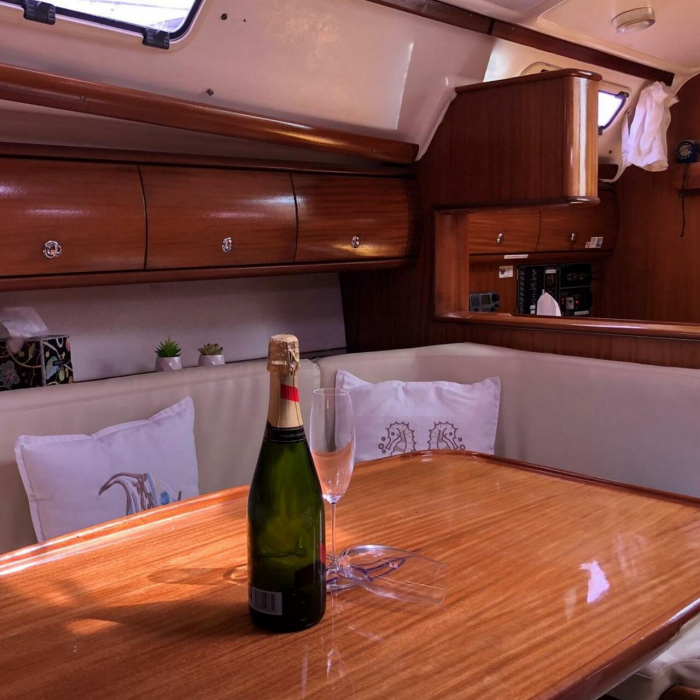 Tommy | Bavaria 38 photo 17