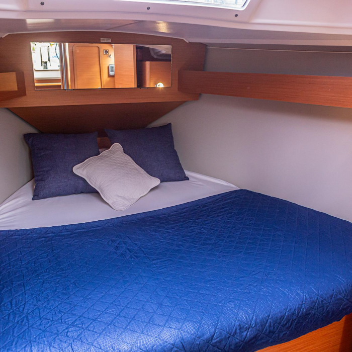 Smile Planet | Dufour 360 GL photo 8